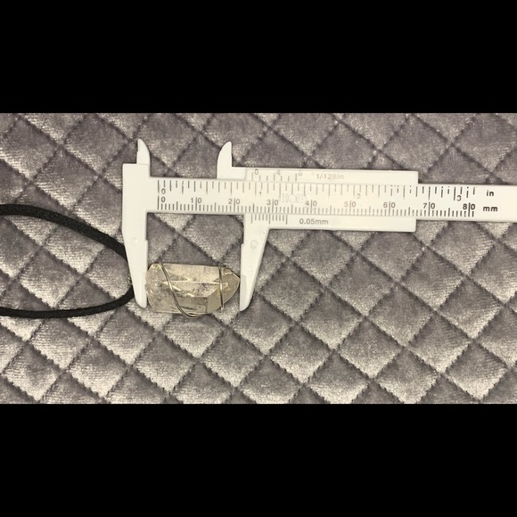 [SOLD] Wire Wrapped Crystal Quartz Pendant Necklace - Picture 5 of 6